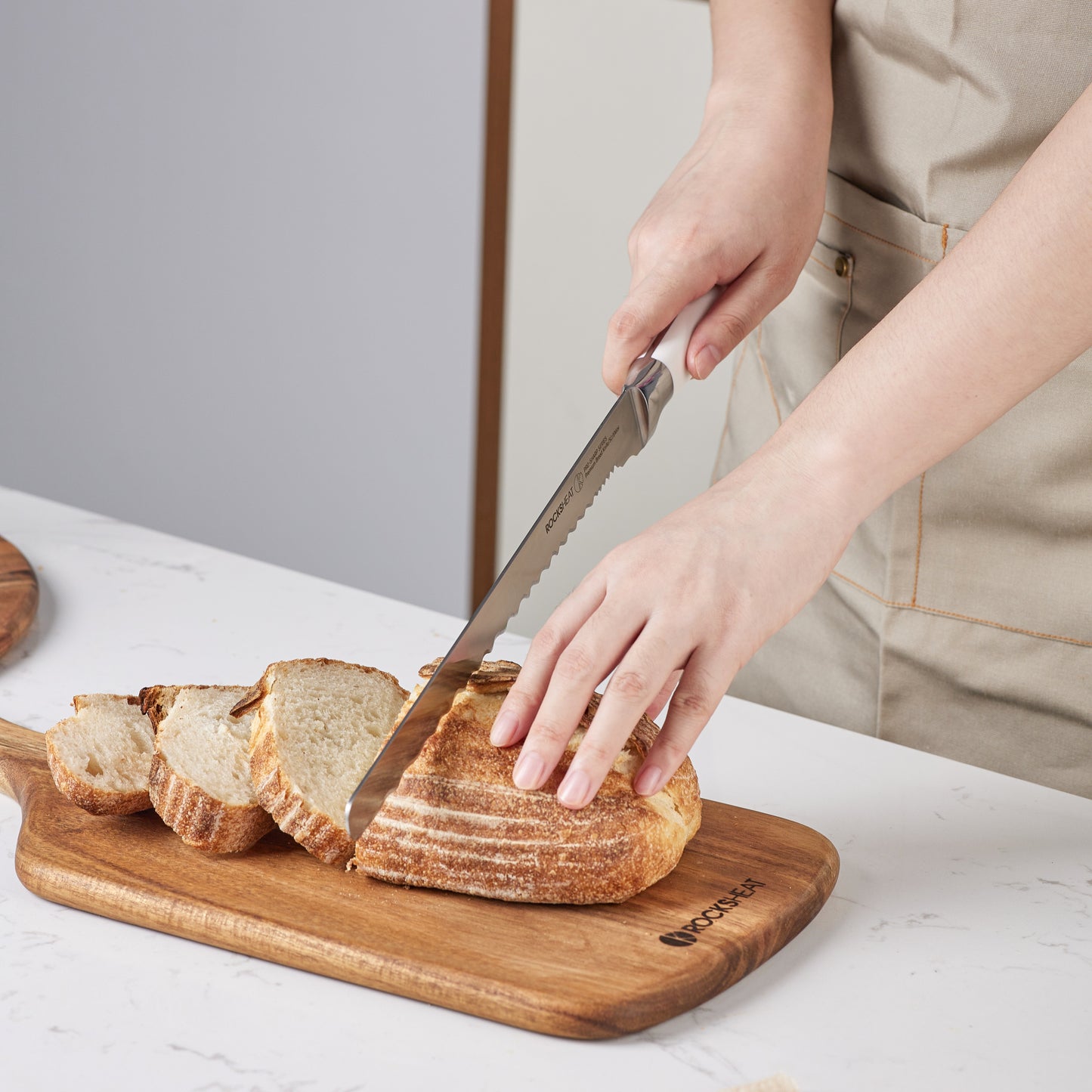 10-inch Bread Knife, Serrated Bread Slicer for Homemade Bread